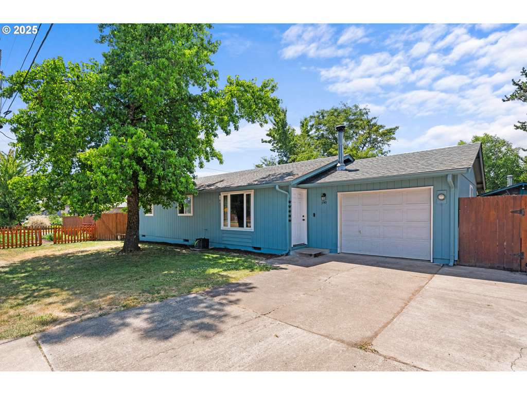 home for sale in Yamhill, Oregon